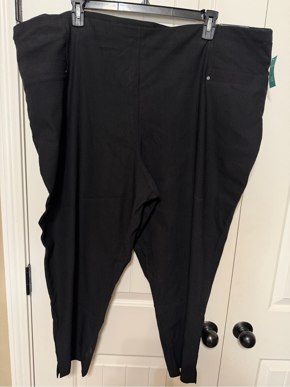 NWT-Women’s Crop Dress Pant